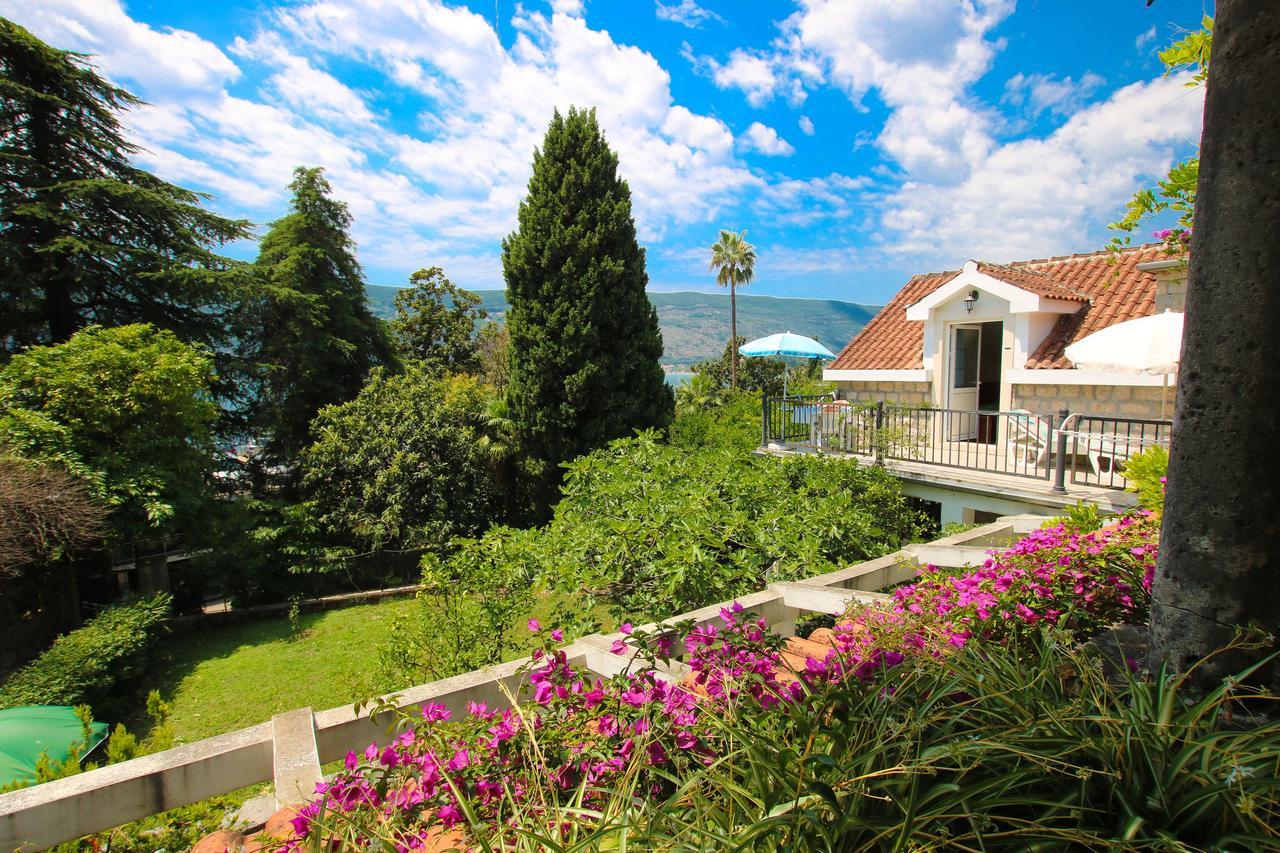 Guest House Saga Herceg Novi Extérieur photo