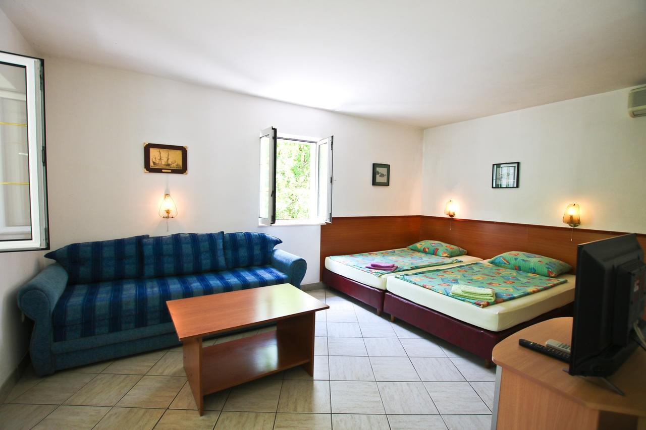 Guest House Saga Herceg Novi Extérieur photo