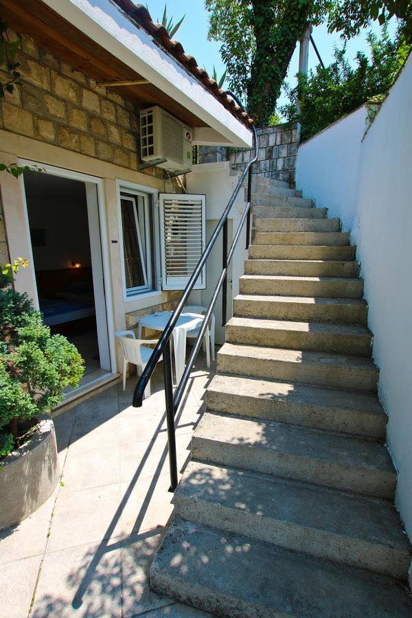 Guest House Saga Herceg Novi Extérieur photo